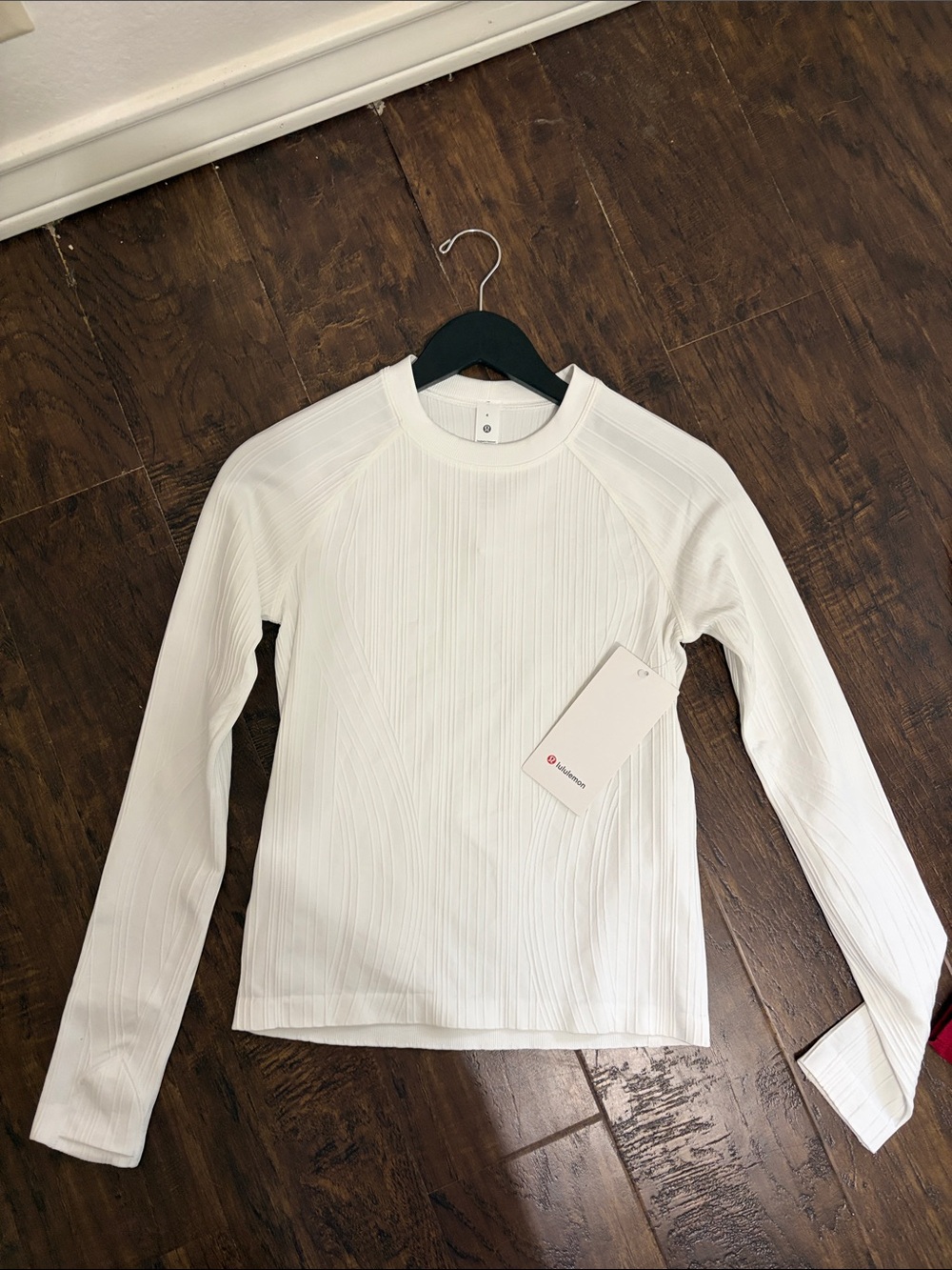 Lululemon Restless Pullover  Long Sleeve Textured Crew Neck Sweater - White